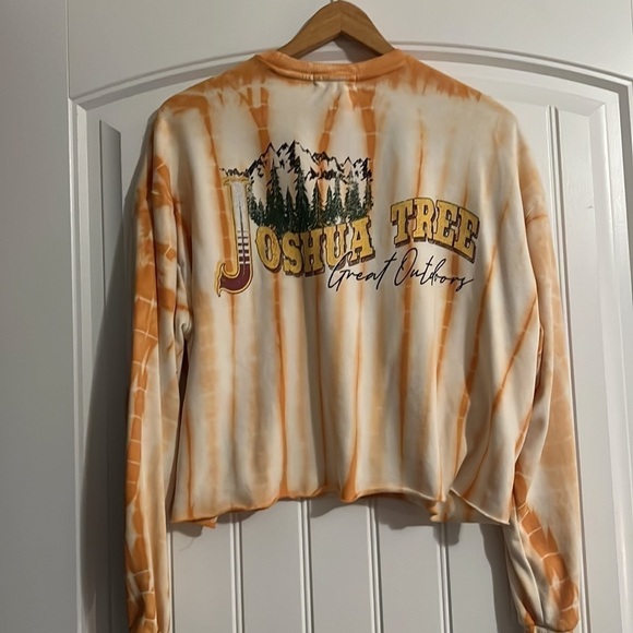 Urban Nation Great Outdoors Joshua Tree Cropped Pullover Medium - Picture 6 of 7